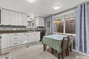 707 E James St, Kent, WA 98031 - Photo 5