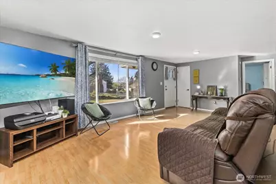 707 E James Street, Kent, WA 98031 - Photo 3