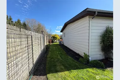 1402 22nd Street NE #5, Auburn, WA 98002 - Photo 29