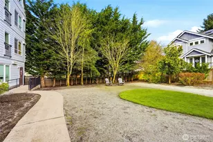 424 N 85th St, Seattle, WA 98103 - Photo 33