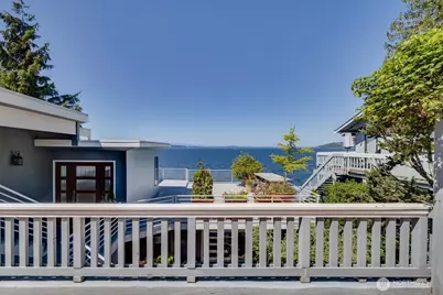 16733 Maplewild Avenue SW, Burien, WA 98166 - Photo 17