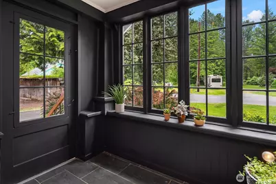 8217 Mountain Avenue SE, Snoqualmie, WA 98065 - Photo 5
