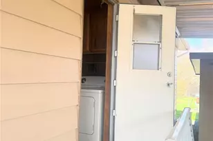 2725 E Fir St, Mount Vernon, WA 98273 - Photo 3