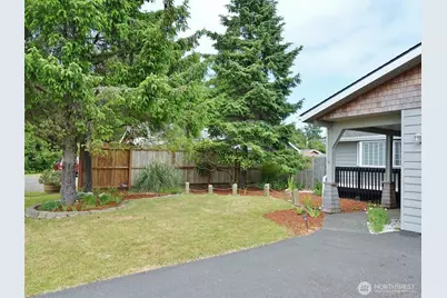 137 S Razor Clam Drive SW, Ocean Shores, WA 98569 - Photo 5
