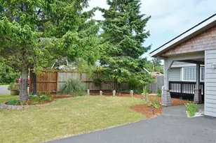 137 S Razor Clam Dr SW, Ocean Shores, WA 98569 - Photo 5