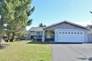137 S Razor Clam Dr SW, Ocean Shores, WA 98569 - Photo 1