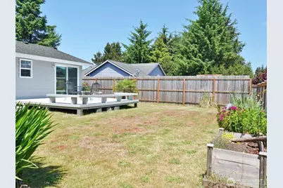 137 S Razor Clam Drive SW, Ocean Shores, WA 98569 - Photo 15