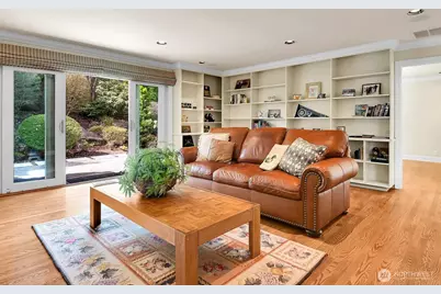 2209 38th Place E, Seattle, WA 98112 - Photo 11