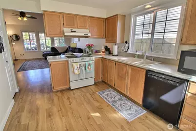 27720 128th Place SE, Kent, WA 98030 - Photo 17