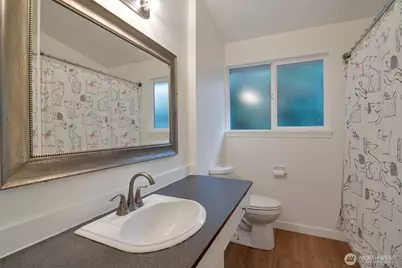 15269 Densmore Avenue N, Shoreline, WA 98133 - Photo 9