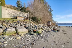 303 Arrowhead Point Ln, Camano Island, WA 98282 - Photo 29