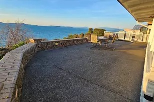 303 Arrowhead Point Ln, Camano Island, WA 98282 - Photo 33