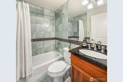 311 E Republican Street #201, Seattle, WA 98102 - Photo 17