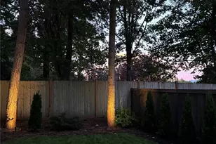 13010 NE 113th St, Kirkland, WA 98033 - Photo 19