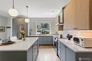 13010 NE 113th St, Kirkland, WA 98033 - Photo 5