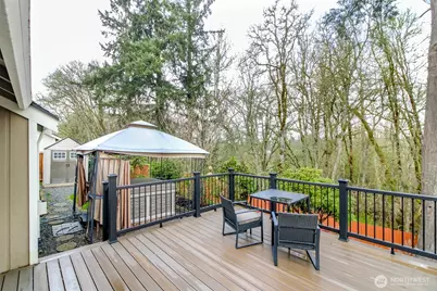 609 Cherry Street E, Tacoma, WA 98445 - Photo 25