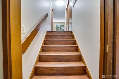 3023 Bridgeport Way W #B, University Place, WA 98466 - Photo 17