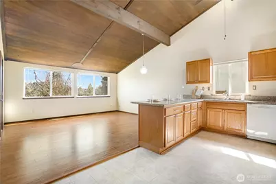 3023 Bridgeport Way W #B, University Place, WA 98466 - Photo 11