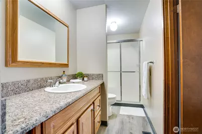 3023 Bridgeport Way W #B, University Place, WA 98466 - Photo 15