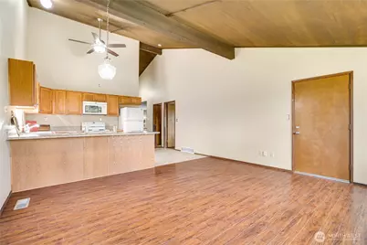 3023 Bridgeport Way W #B, University Place, WA 98466 - Photo 7