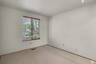 24238 SE 43rd Ct, Sammamish, WA 98029 - Photo 23