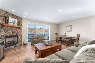 1120 W Woodin Ave, Chelan, WA 98816 - Photo 15