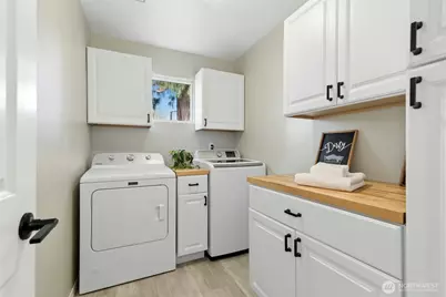 2413 101st Street SE, Everett, WA 98208 - Photo 13