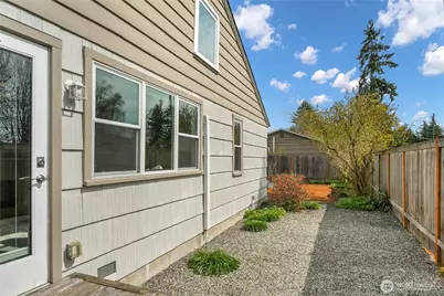 13504 15th Place NE, Seattle, WA 98125 - Photo 29