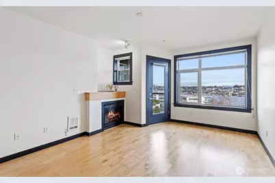 655 Crockett Street #B207, Seattle, WA 98109 - Photo 9