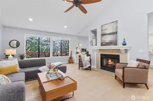 3412 161st Pl SE, Bellevue, WA 98008 - Photo 3