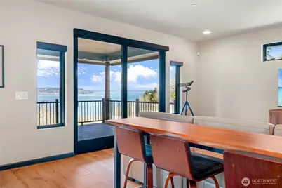 25641 Marine View Drive S, Des Moines, WA 98198 - Photo 9