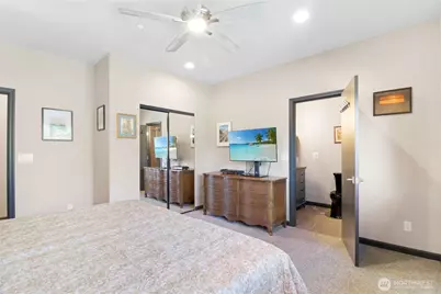 25641 Marine View Drive S, Des Moines, WA 98198 - Photo 21