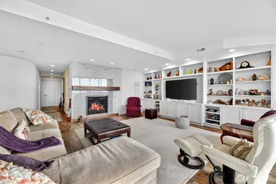 1374 Alki Avenue SW #400, Seattle, WA 98116 - Photo 9