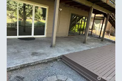 3707 Northshore Boulevard NE, Tacoma, WA 98422 - Photo 3