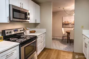 200 99th Ave NE, Bellevue, WA 98004 - Photo 5