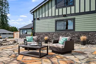 8227 Comox Rd, Blaine, WA 98230 - Photo 3