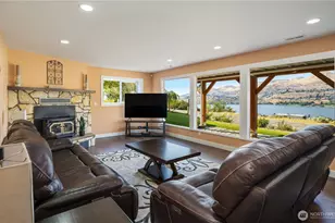 621 Mountain View Dr, Chelan, WA 98816 - Photo 17