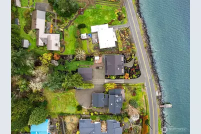 3450 Crystal Springs Drive NE, Bainbridge Island, WA 98110 - Photo 37