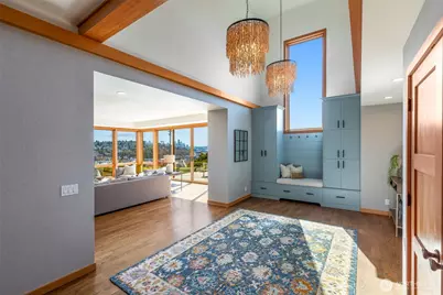 2506 W Halladay Street, Seattle, WA 98199 - Photo 3