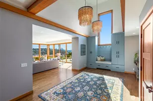 2506 W Halladay St, Seattle, WA 98199 - Photo 3