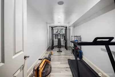 6030 Ann Arbor Avenue NE, Seattle, WA 98115 - Photo 33