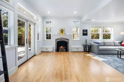 6030 Ann Arbor Avenue NE, Seattle, WA 98115 - Photo 15