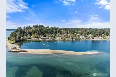 2809 Moorelands Avenue NW, Gig Harbor, WA 98335 - Photo 3