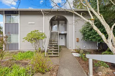 17203 NE 45th Street #46, Redmond, WA 98052 - Photo 3