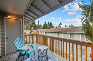 17203 NE 45th St, Redmond, WA 98052 - Photo 17