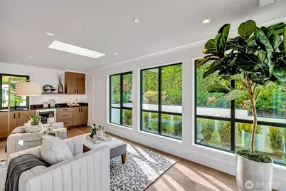 1525 79th Place NE, Medina, WA 98039 - Photo 21