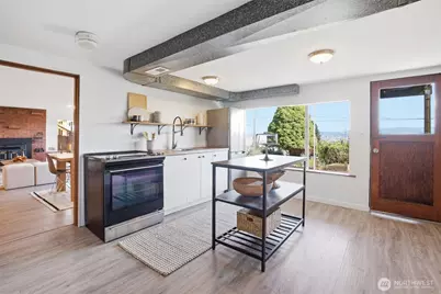 11038 Auburn Avenue S, Seattle, WA 98178 - Photo 27