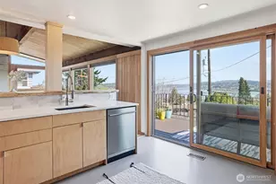 11038 Auburn Ave S, Seattle, WA 98178 - Photo 15