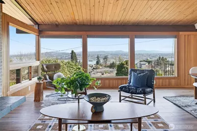 11038 Auburn Avenue S, Seattle, WA 98178 - Photo 5