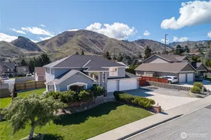 2217 Michael Brooke, Wenatchee, WA 98801 - Photo 1